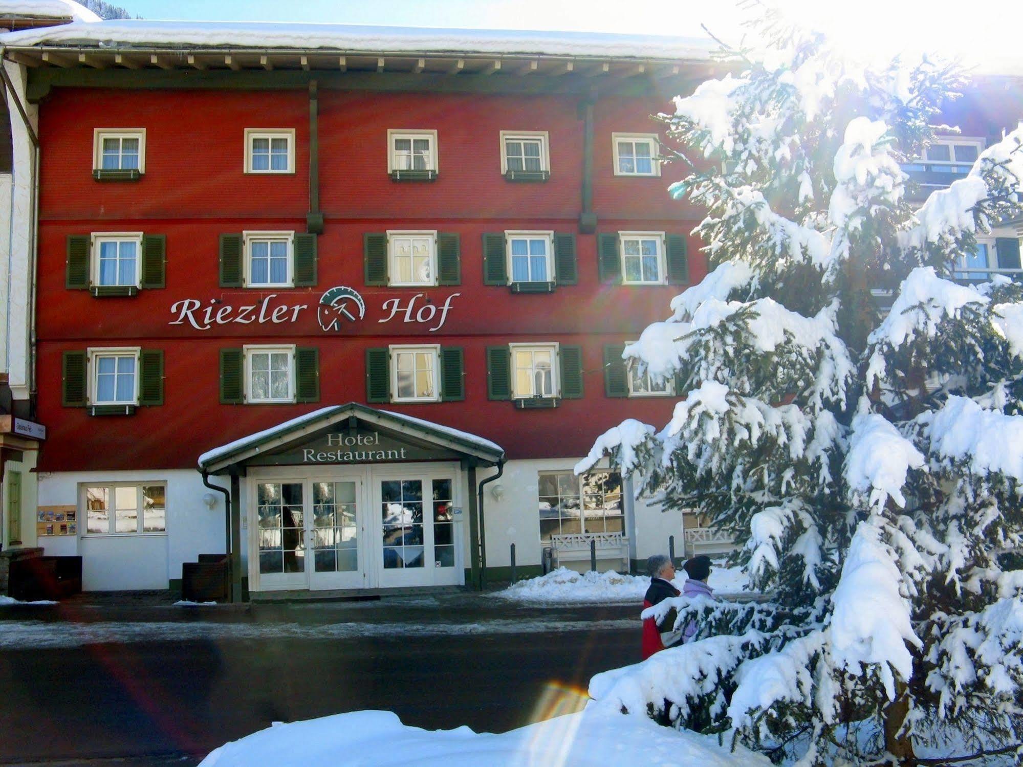 Hotel Riezler Hof Riezlern Exterior photo